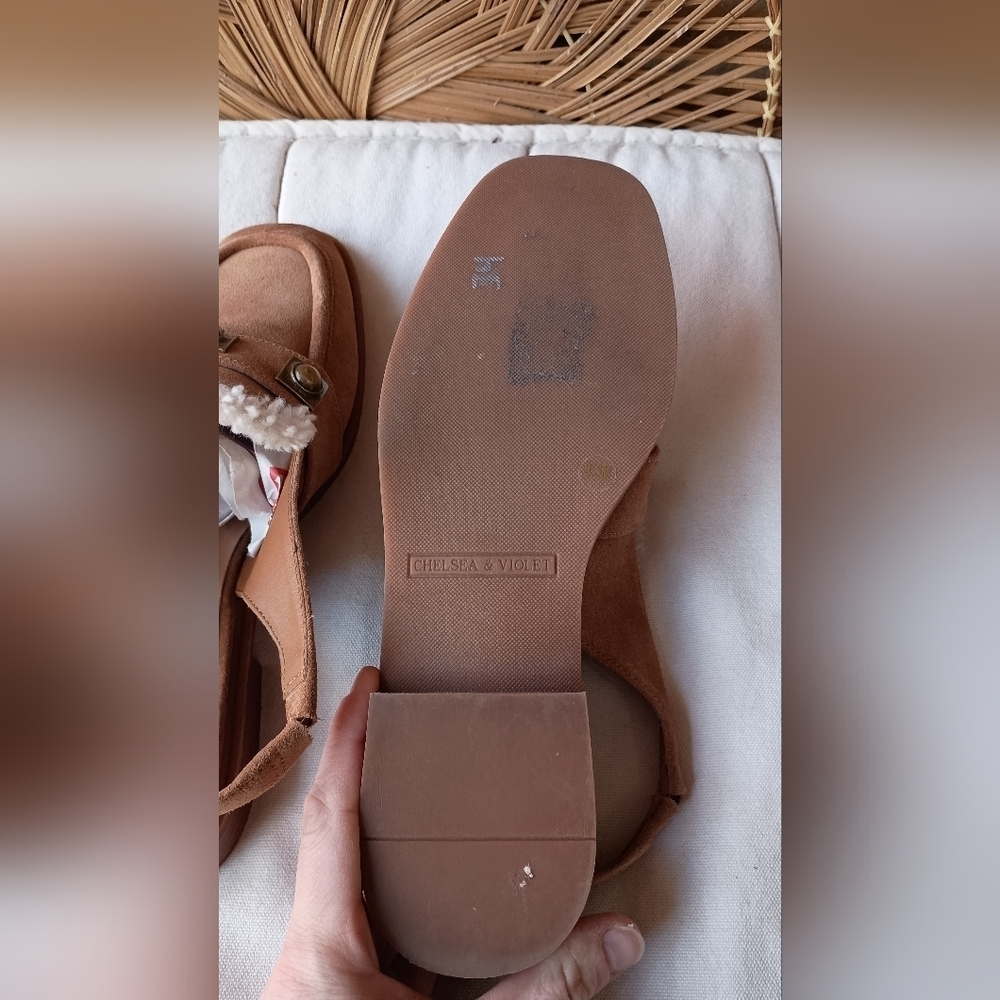 Chelsea & Violet Brown Mules with White Faux Fur Trim_9.5 - Picture 3 of 6